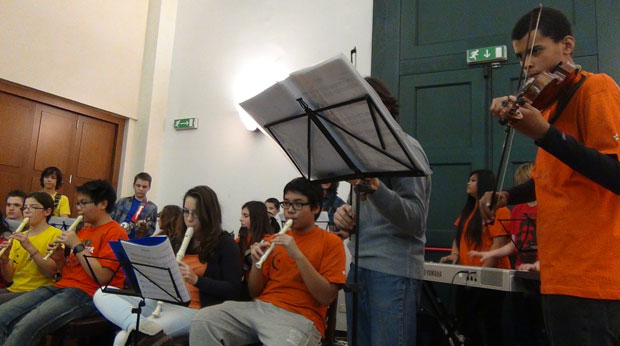 L’Orchestra Golfo Mistico e il ricettario multietnico dei giovanissimi
