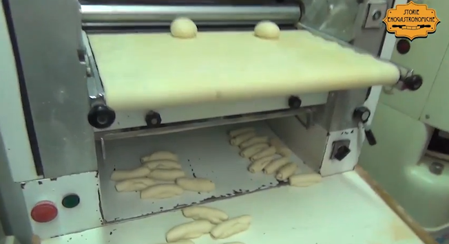 Come si lavora il pane in un panificio?