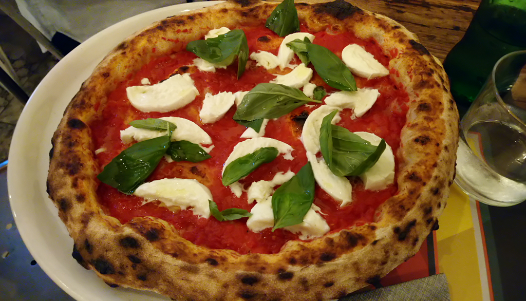 Alla Pizzeria P a Lissone (Monza) vere pizze gourmet in ambiente da pop art