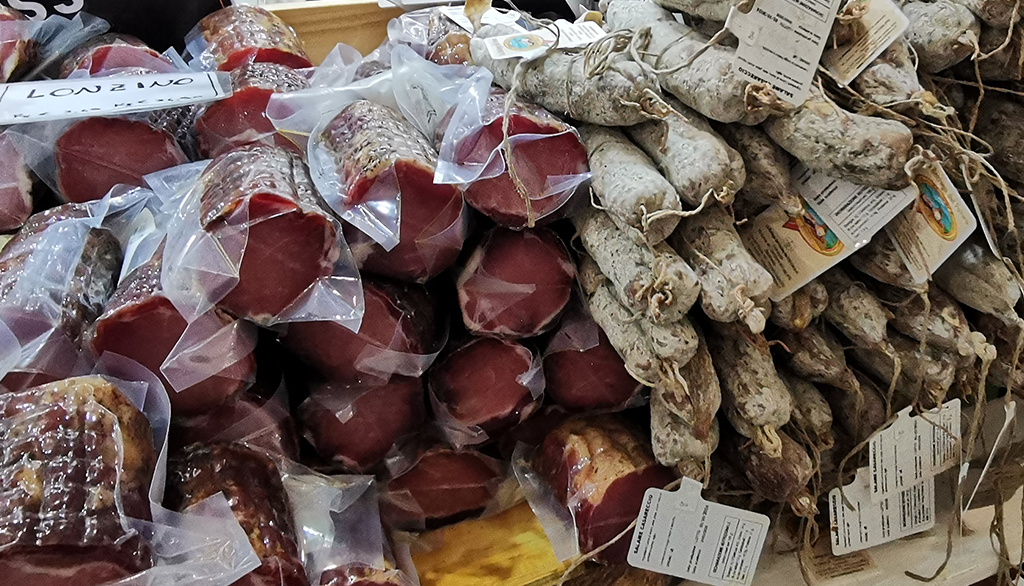 La bottega del futuro, specialità umbre dell’Antica Salumeria del Trasimeno