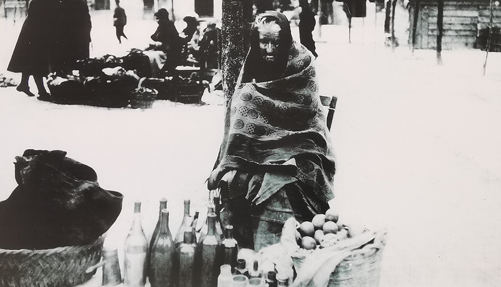 Negli scatti di Amalia Sperandio ecco “L’Aquila ieri e oggi. nuovi corsi, radici profonde”