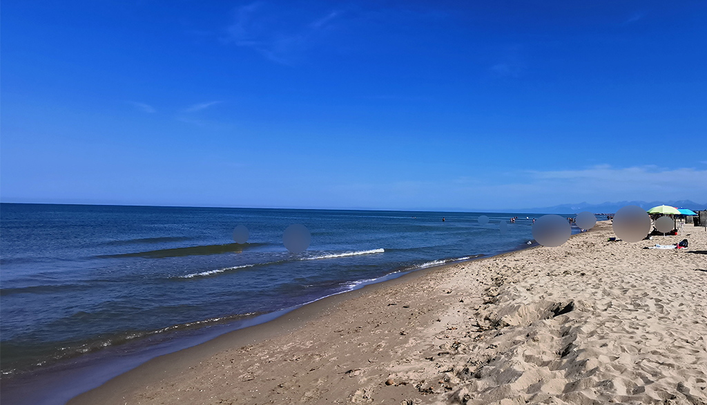 Il fascino della spiaggia di Calambrone, in una frazione di Pisa in Toscana
